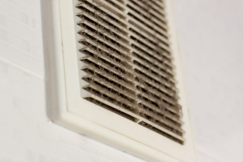 4 Signs that You Need Air Duct Cleaning